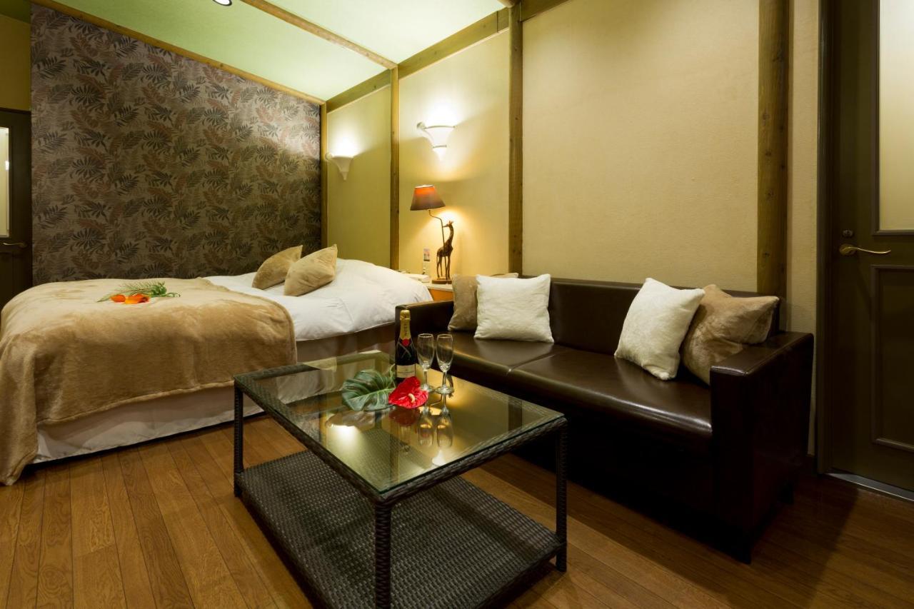 Restay Kochi (Adults Only) Eksteriør bilde